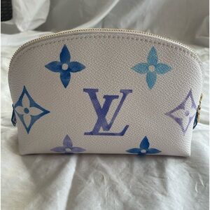 Authentic Louis Vuitton By the Pool pochette cosmetique PM EUC
